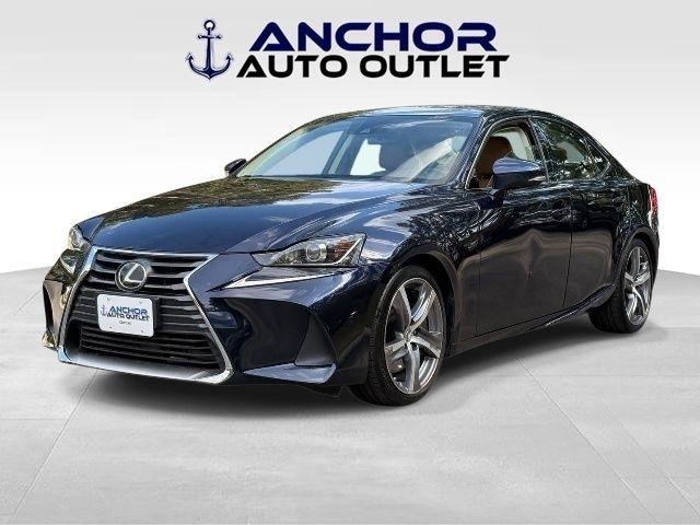 Lexus IS  2017