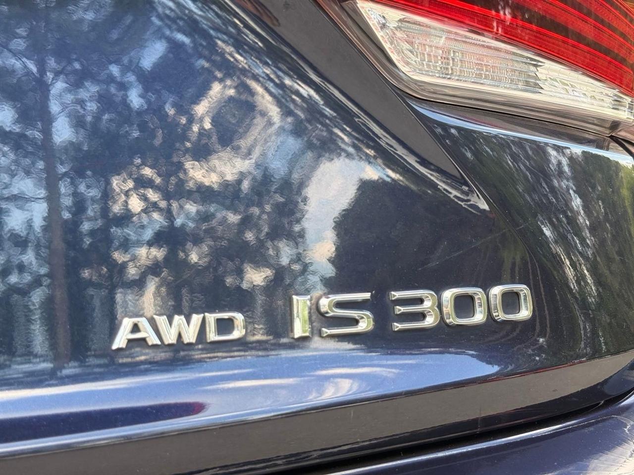 Lexus IS  2017