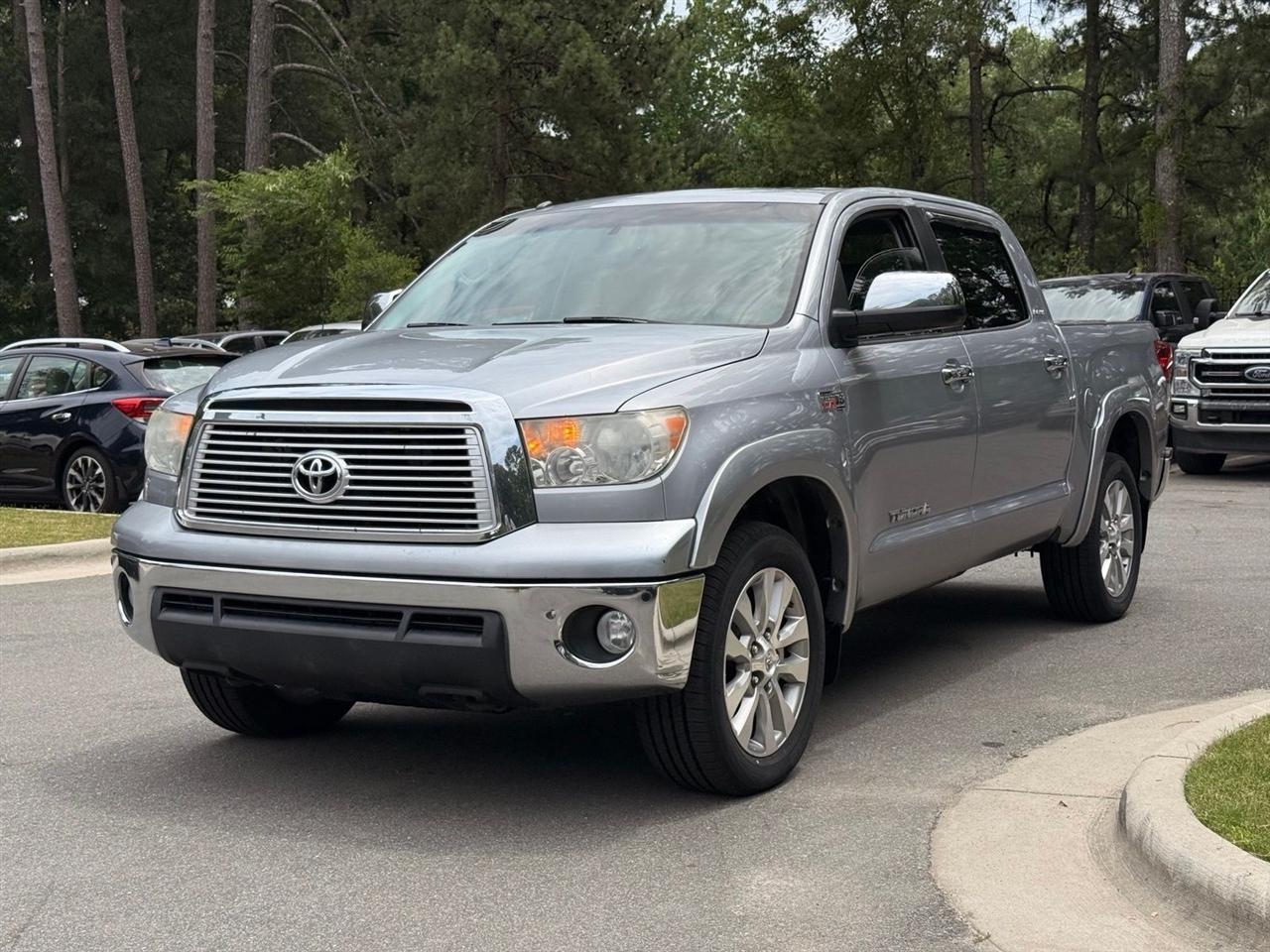 Toyota Tundra  2012