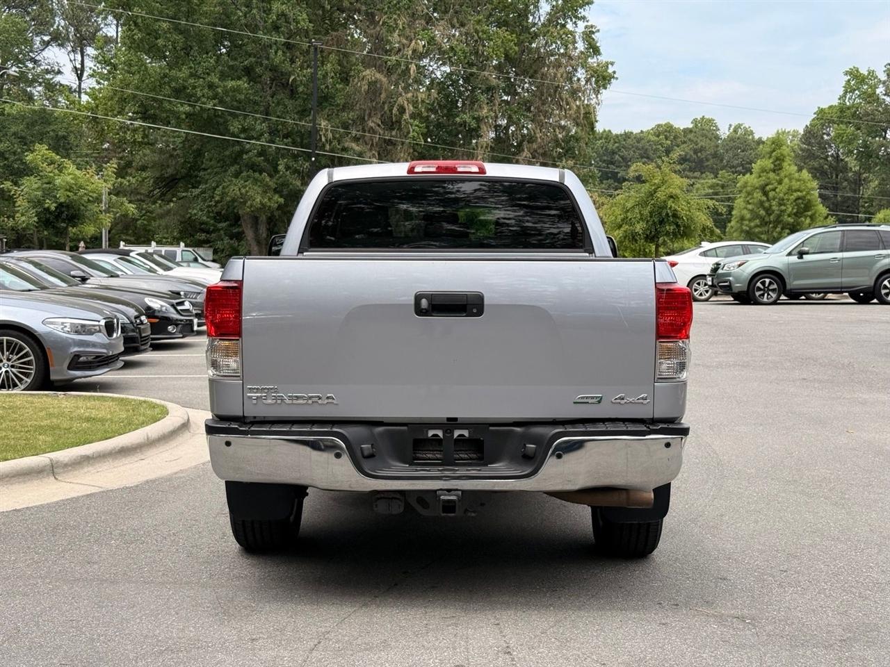 Toyota Tundra  2012