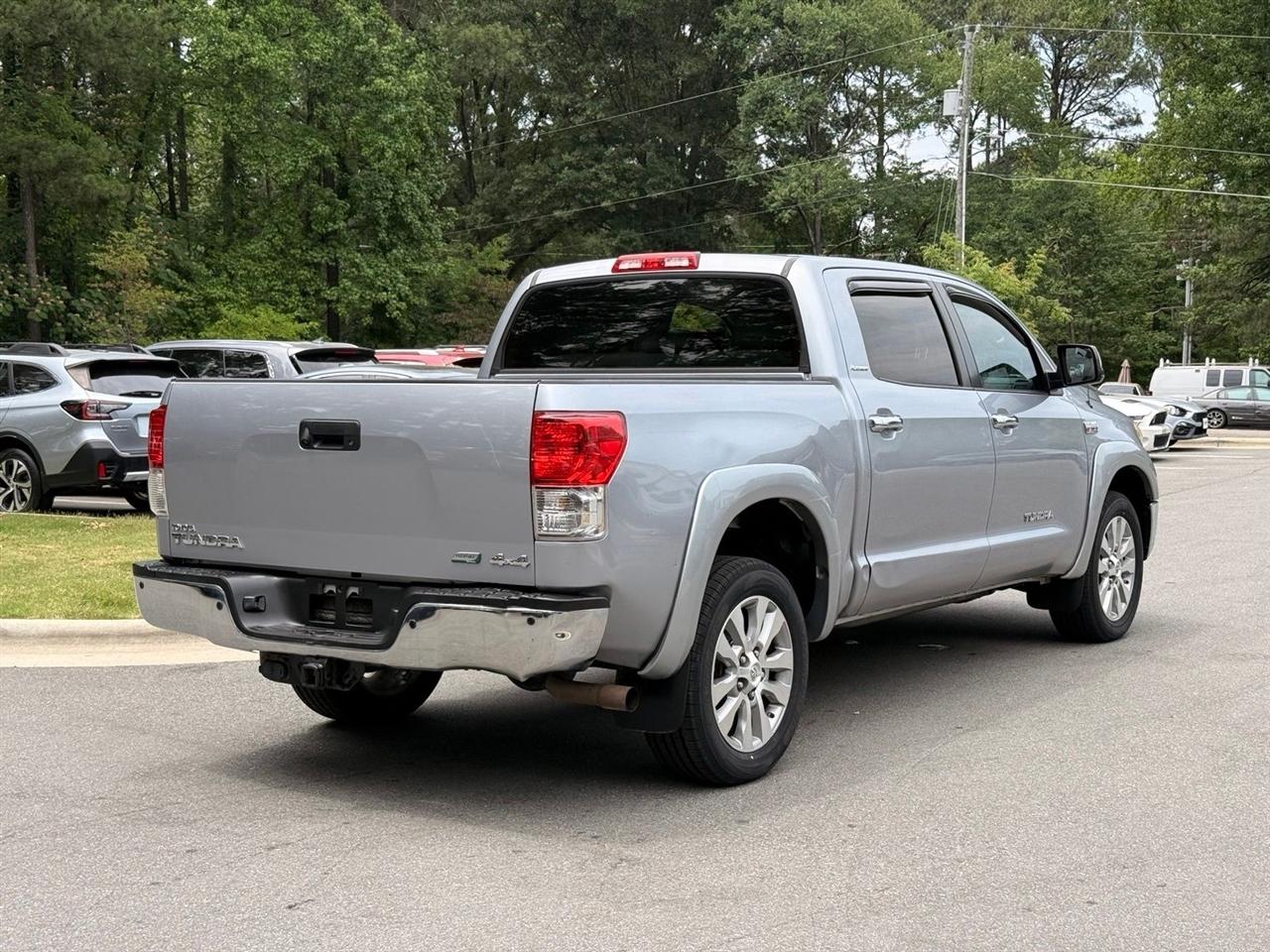 Toyota Tundra  2012