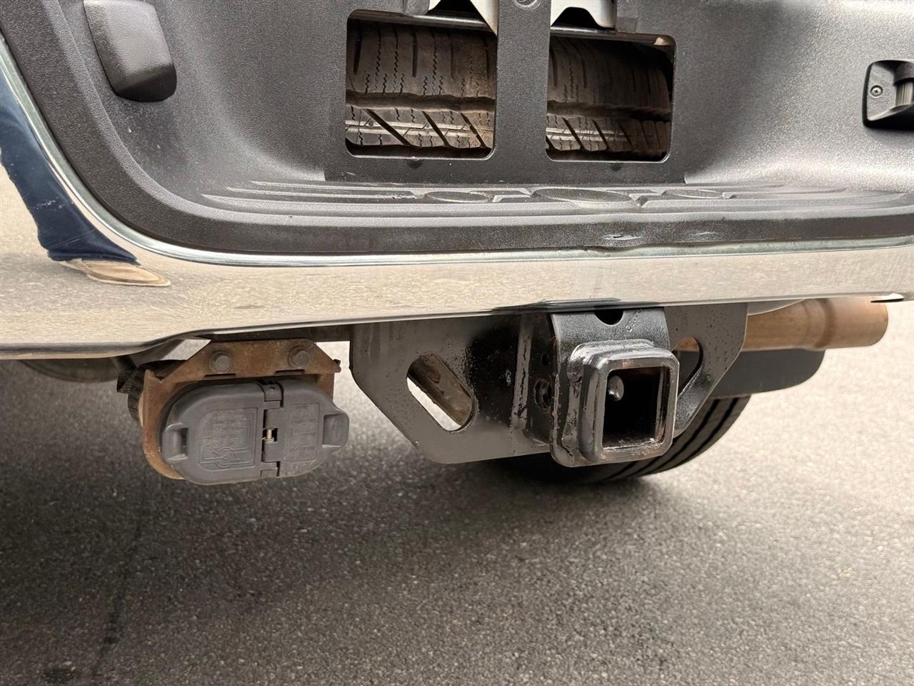 Toyota Tundra  2012