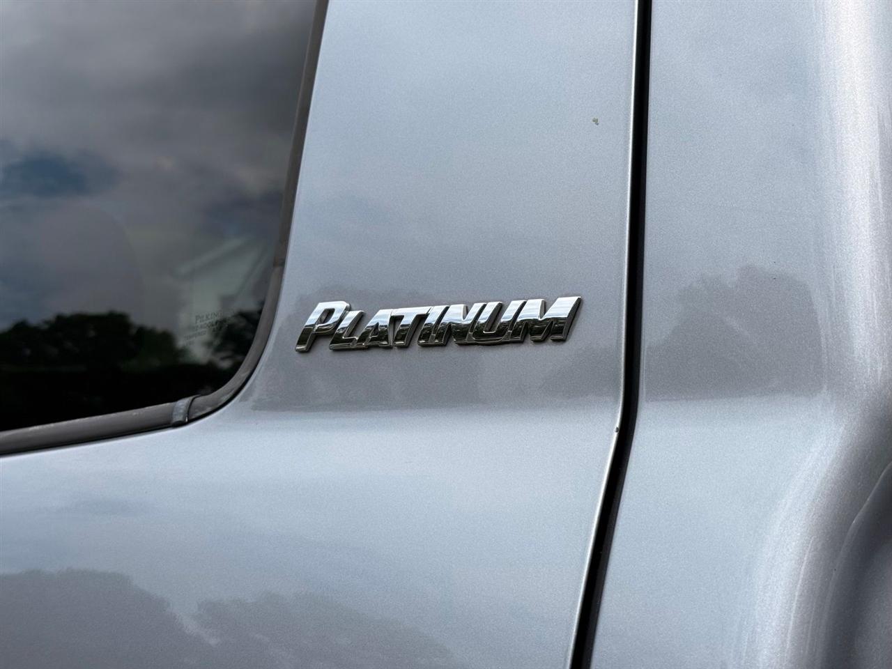 Toyota Tundra  2012