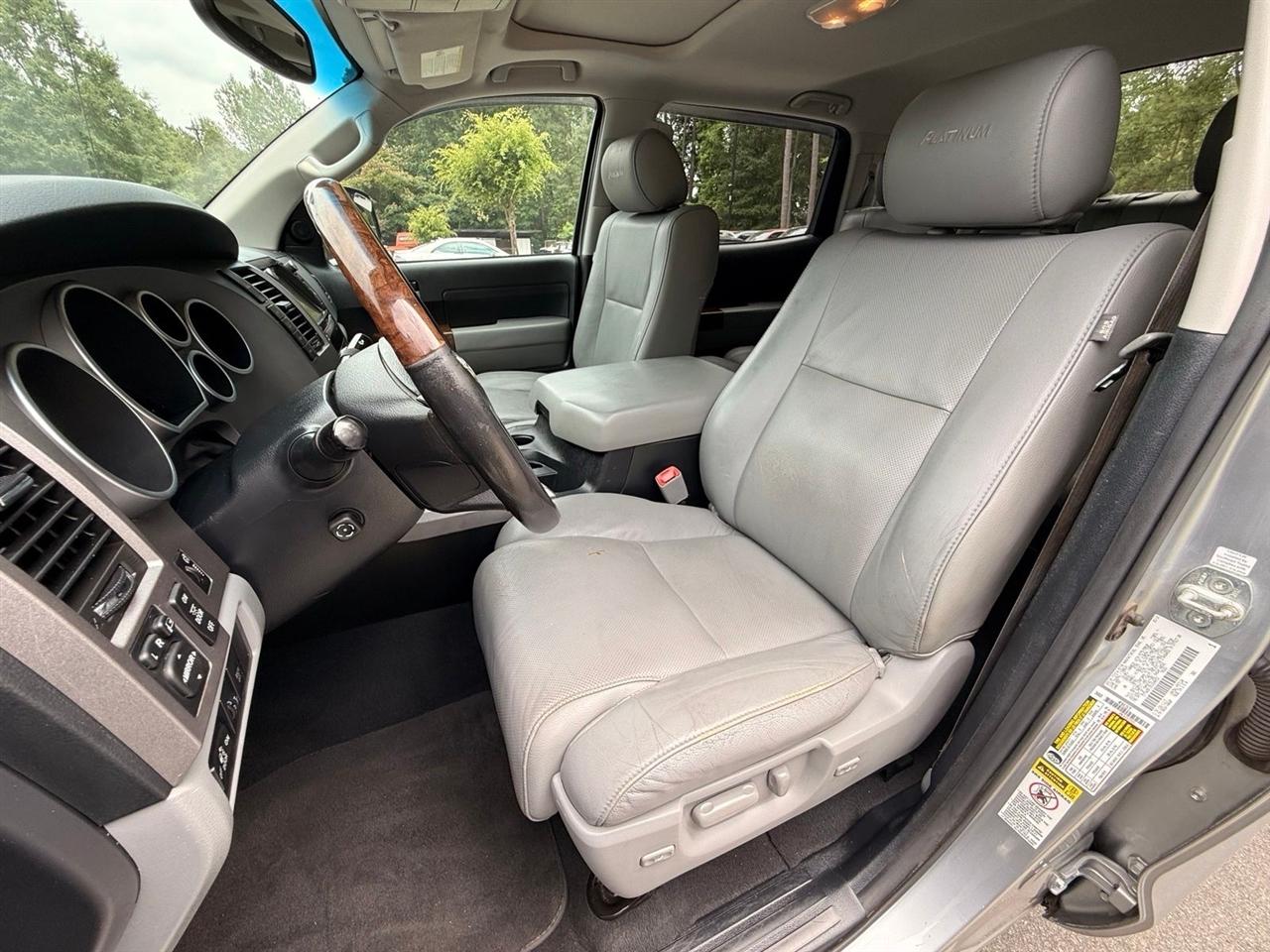 Toyota Tundra  2012