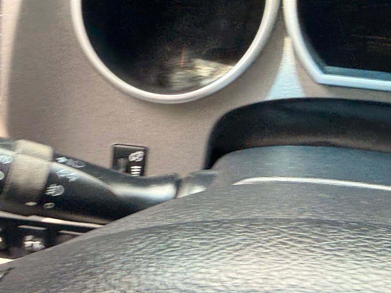 Toyota Tundra  2012