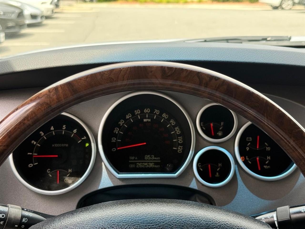 Toyota Tundra  2012