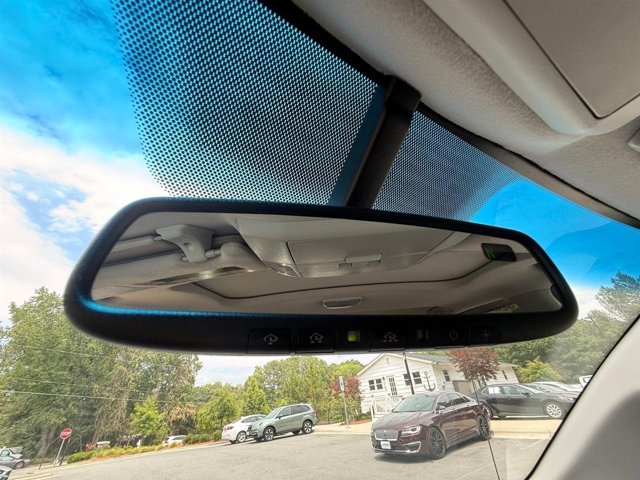 Toyota Tundra  2012