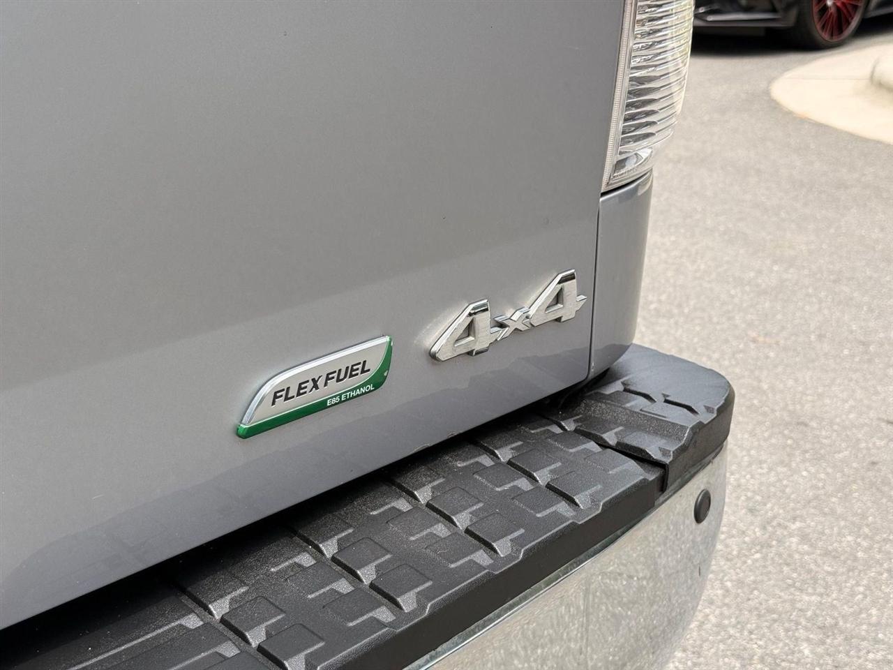 Toyota Tundra  2012