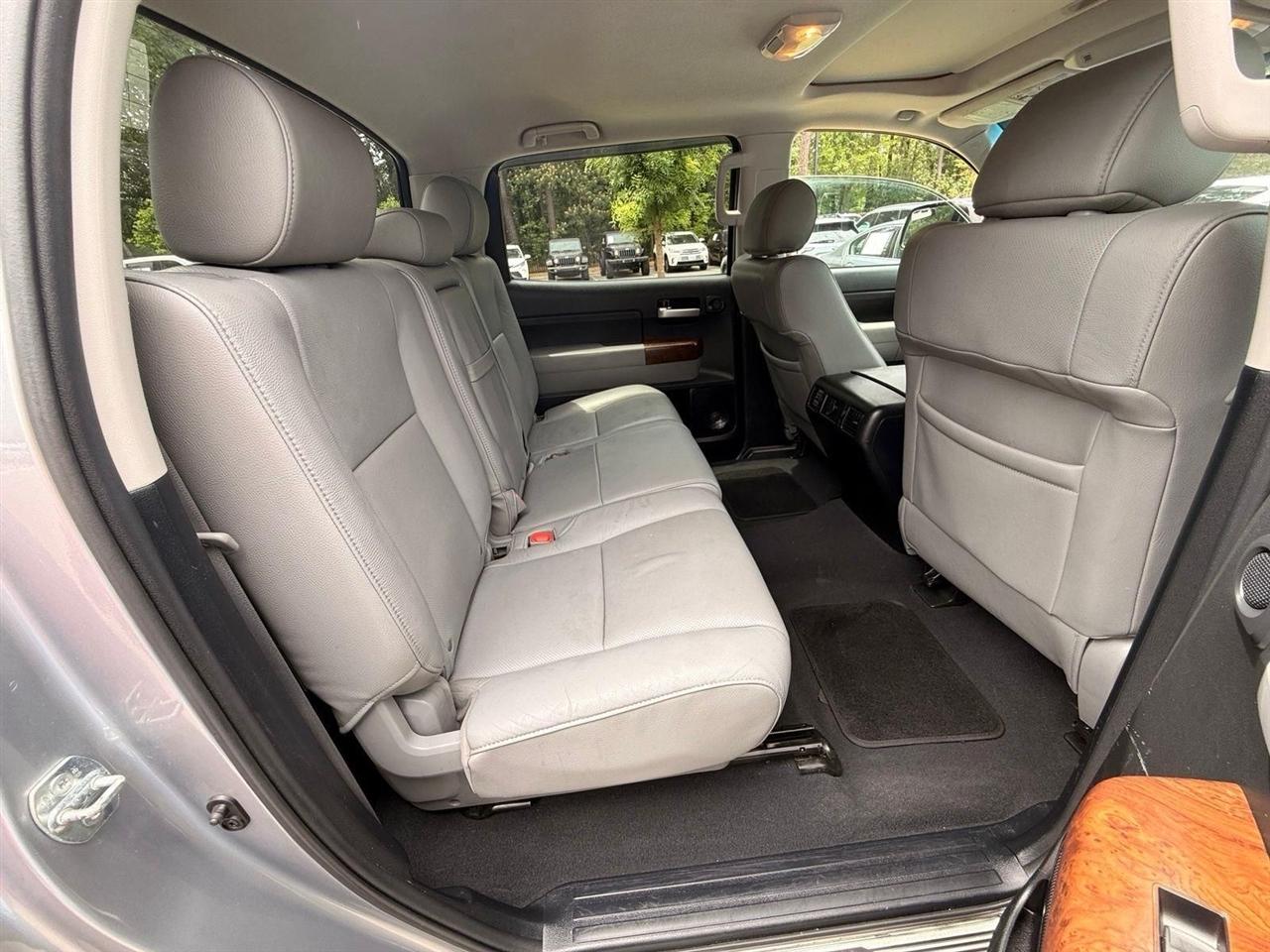 Toyota Tundra  2012