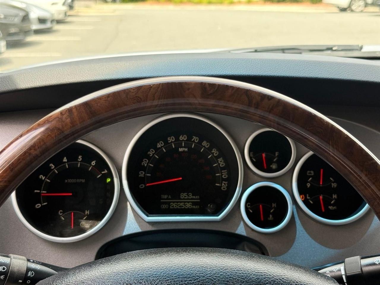 Toyota Tundra  2012