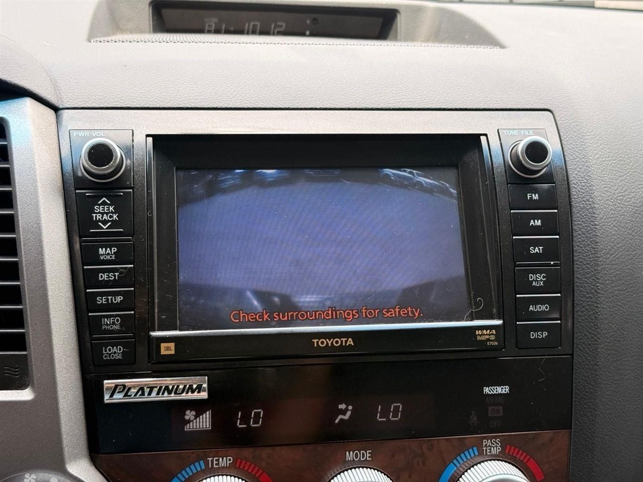 Toyota Tundra  2012