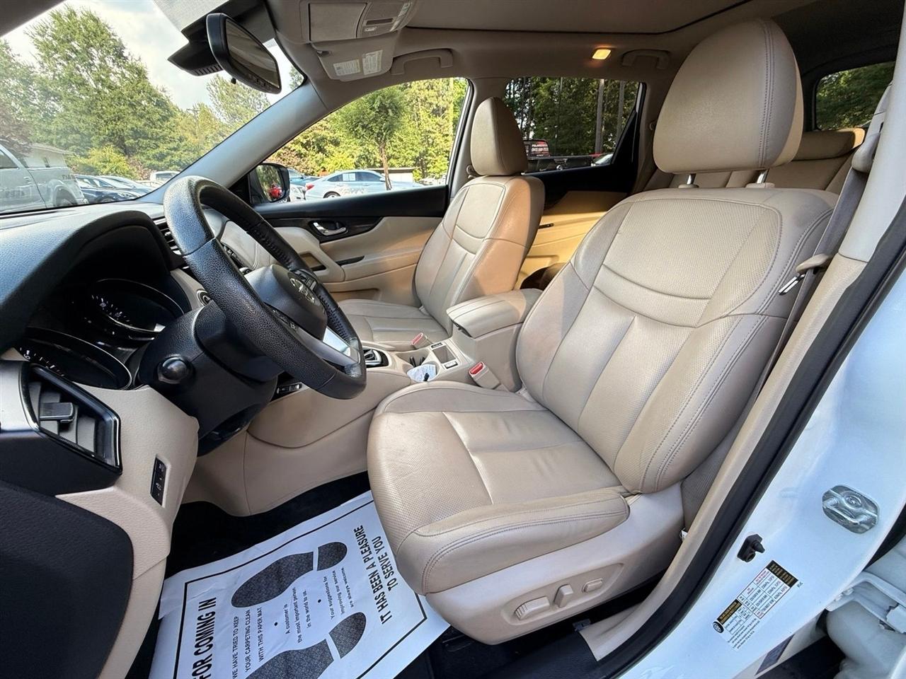 Nissan Rogue  2019