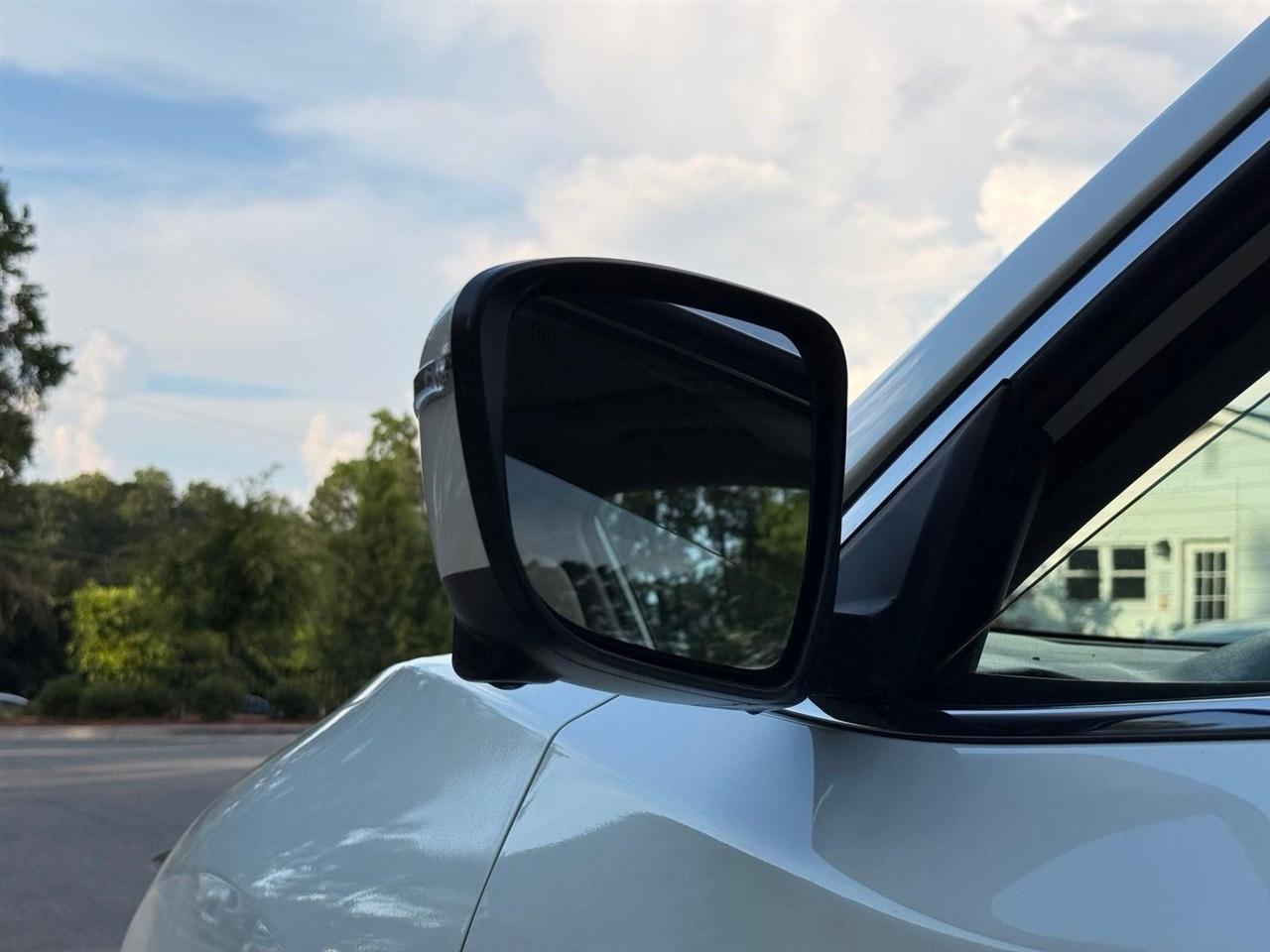 Nissan Rogue  2019