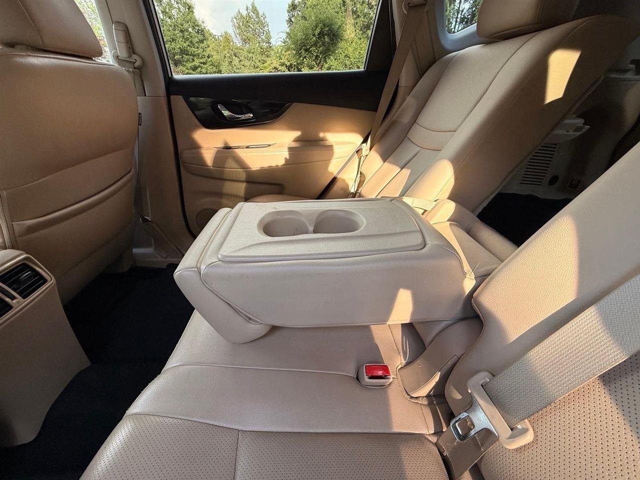 Nissan Rogue  2019