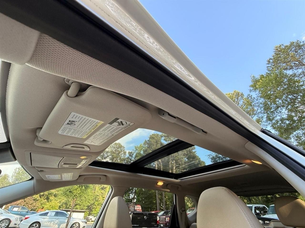 Nissan Rogue  2019
