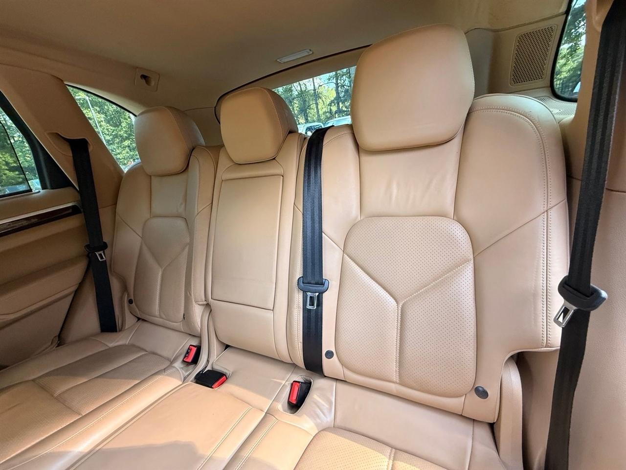 Porsche Cayenne  2014