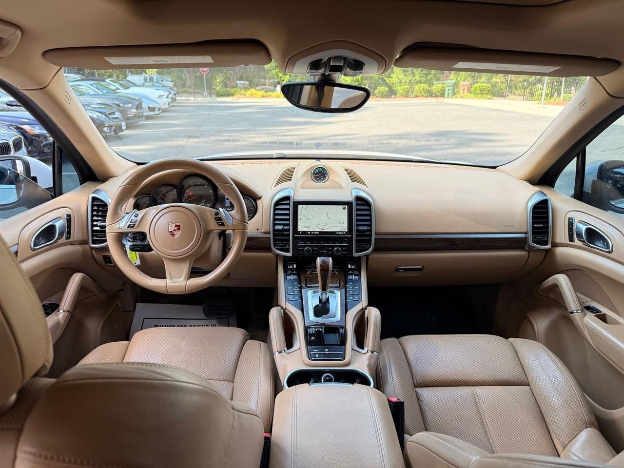 Porsche Cayenne  2014