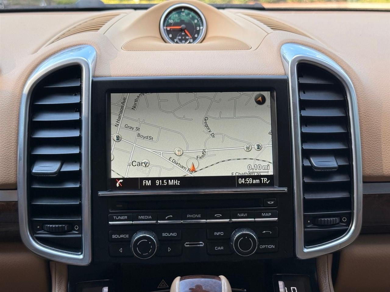 Porsche Cayenne  2014