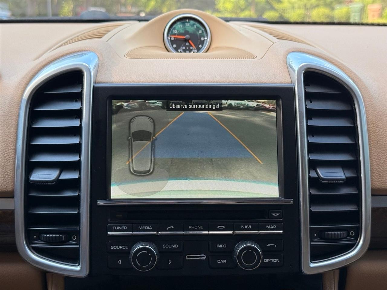 Porsche Cayenne  2014