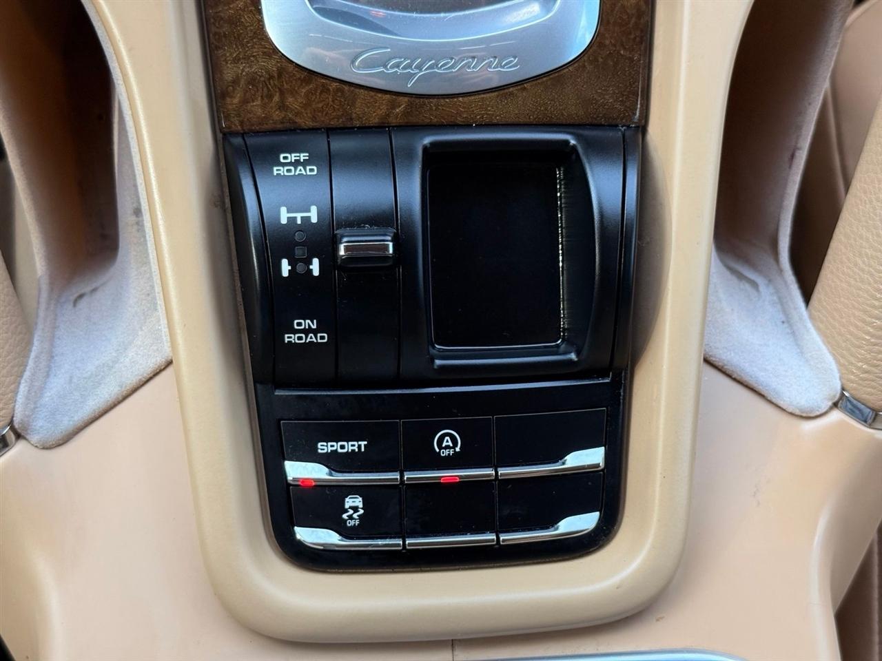 Porsche Cayenne  2014