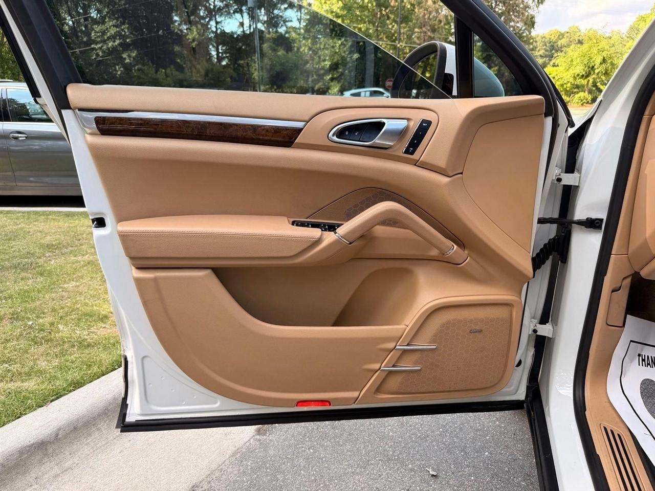 Porsche Cayenne  2014