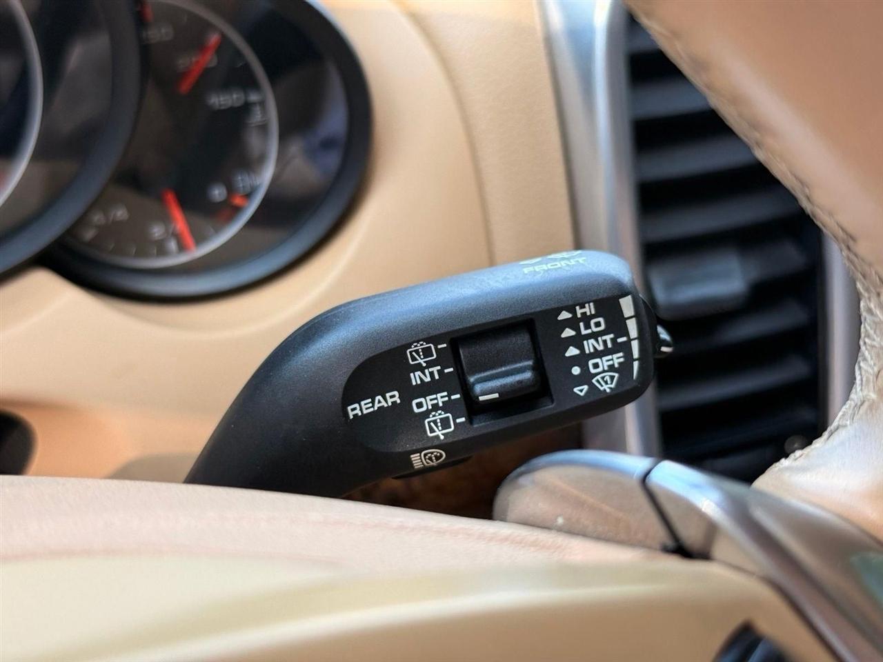 Porsche Cayenne  2014