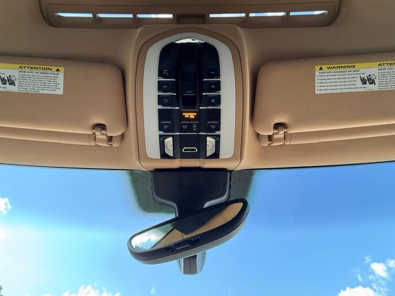 Porsche Cayenne  2014