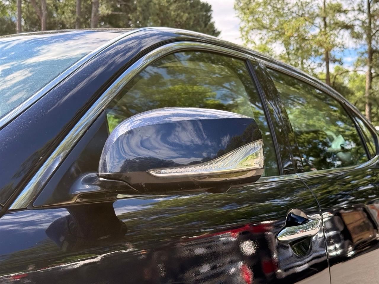 Infiniti Q70  2015