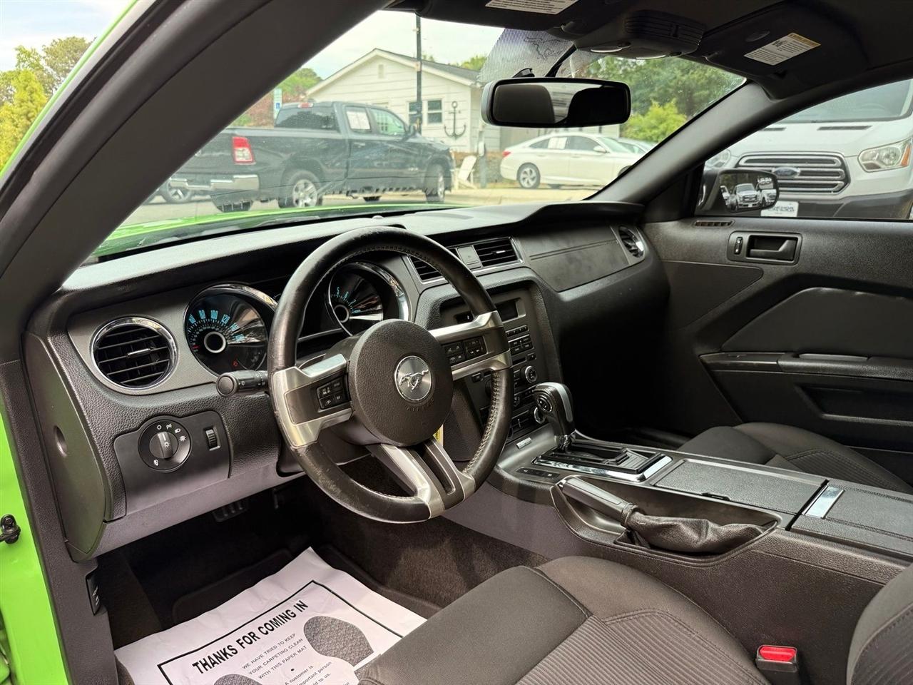 Ford Mustang  2013