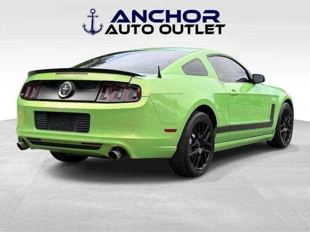 Ford Mustang  2013