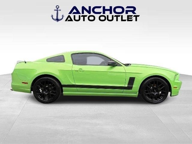 Ford Mustang  2013