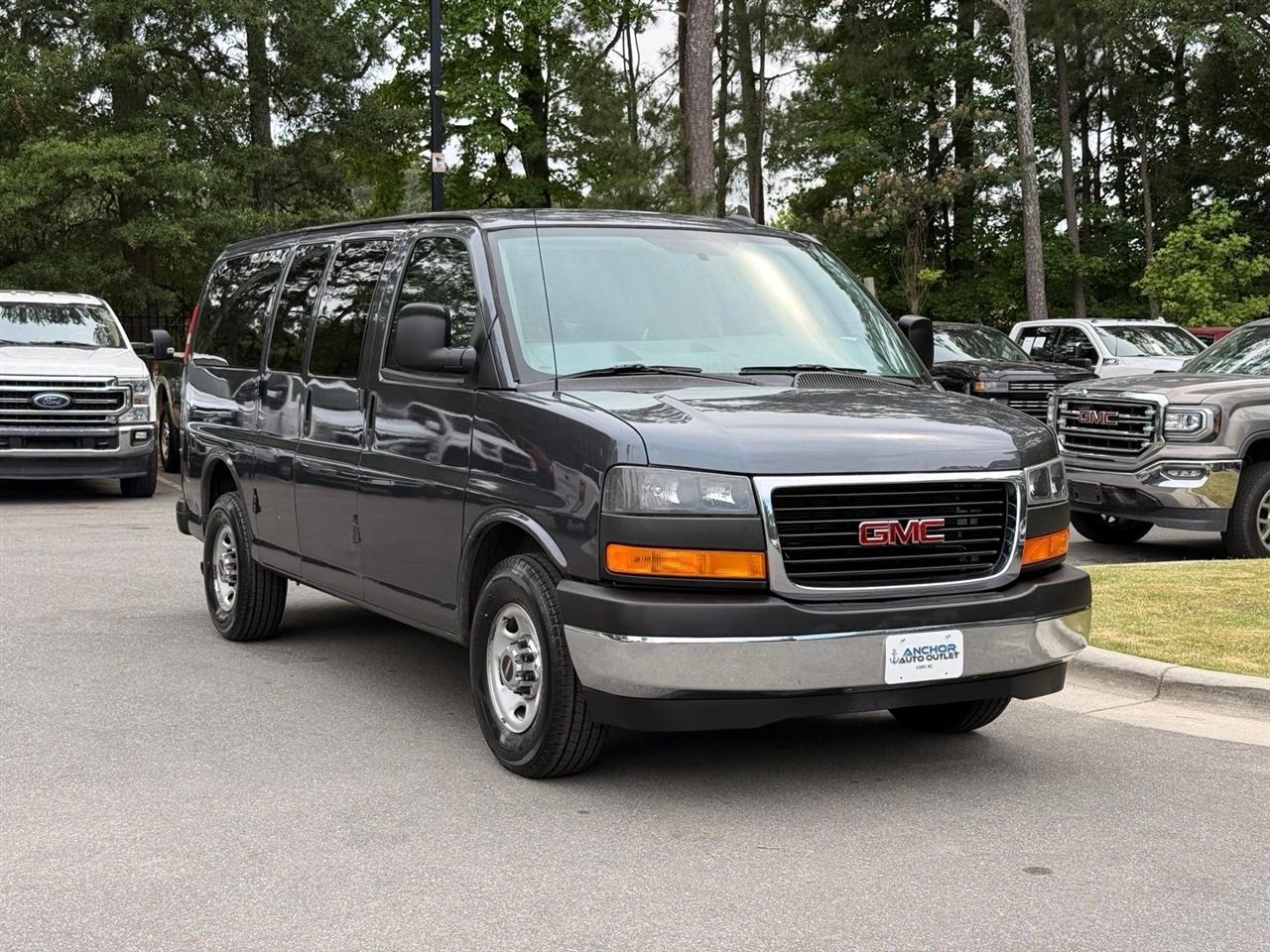 GMC Savana  2017