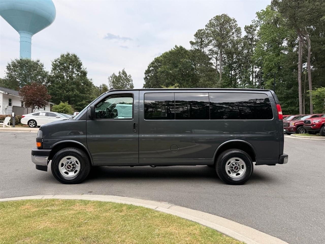 GMC Savana  2017