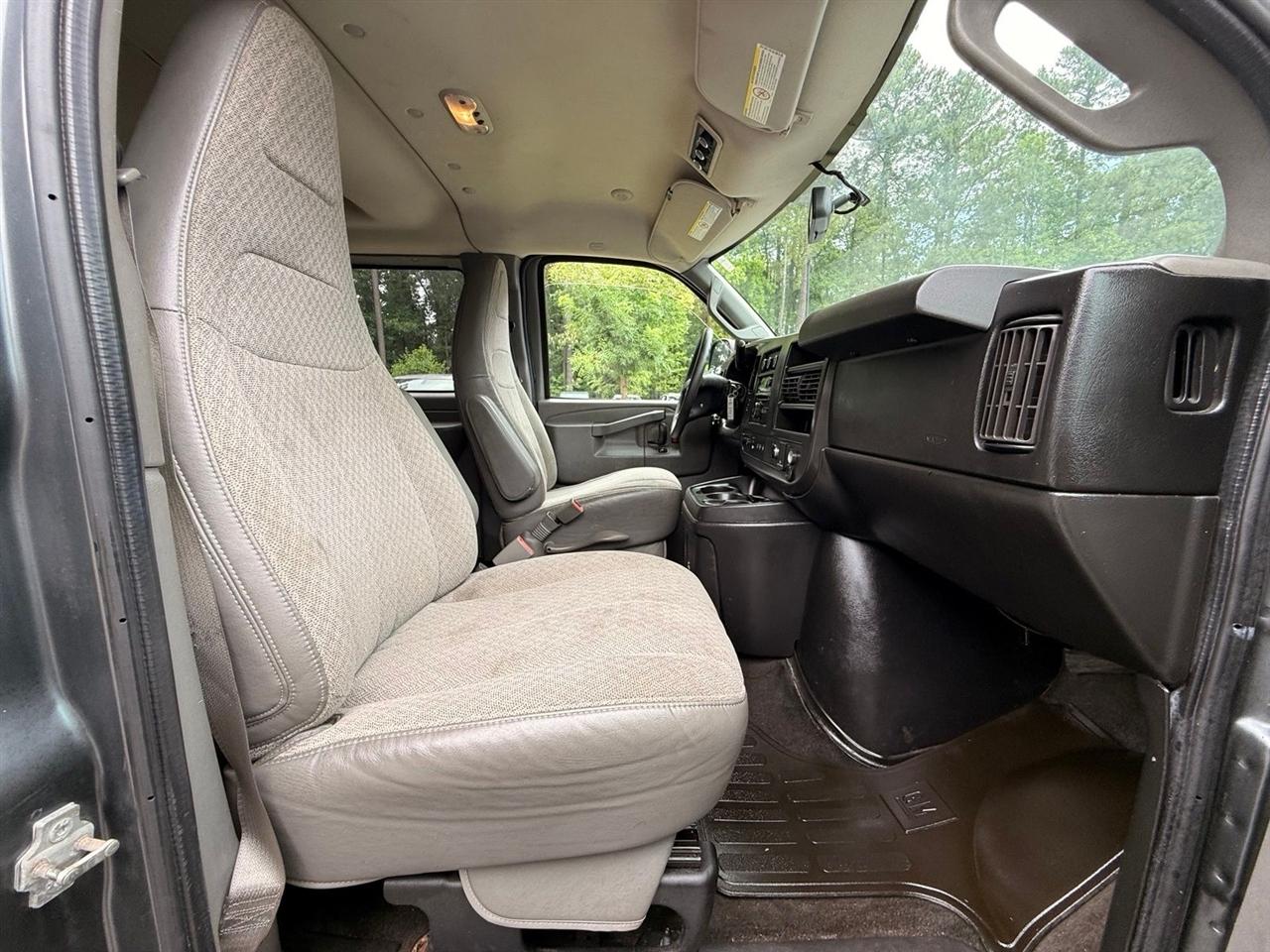 GMC Savana  2017