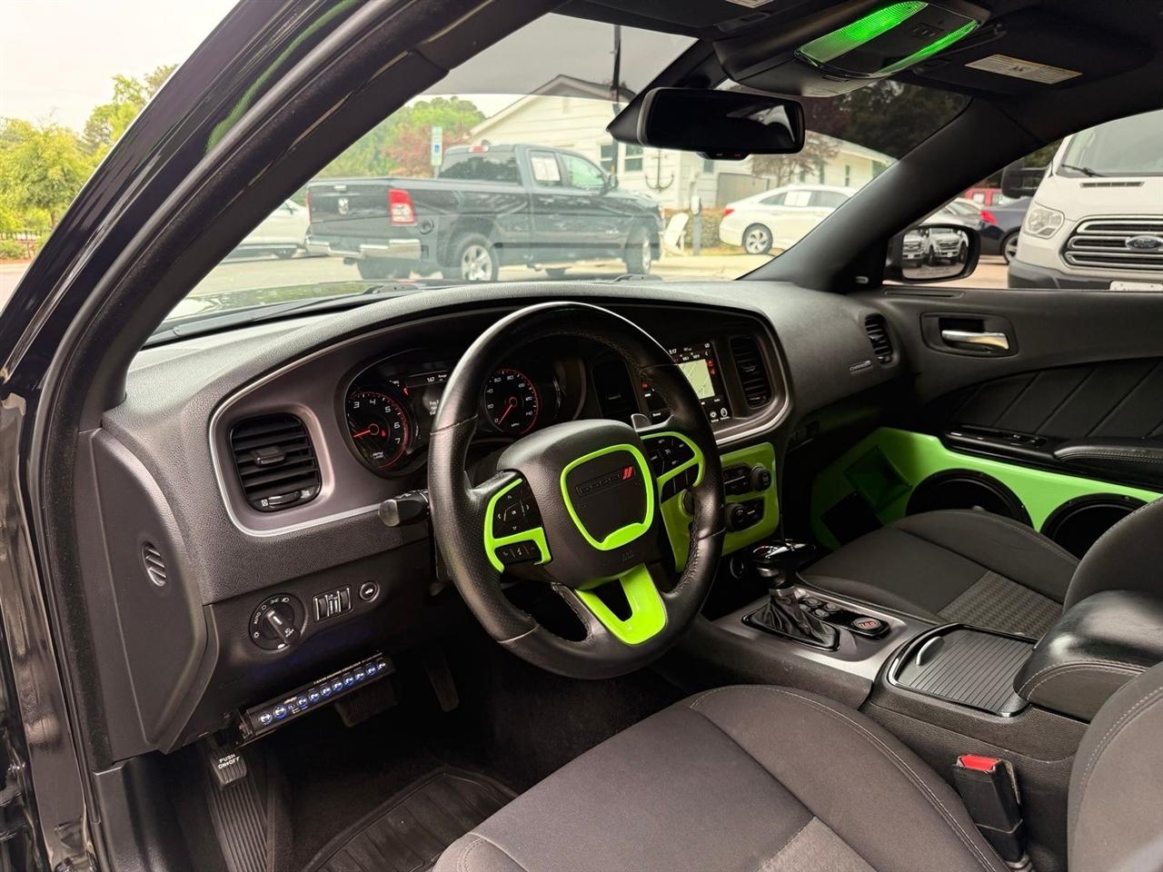 Dodge Charger  2019