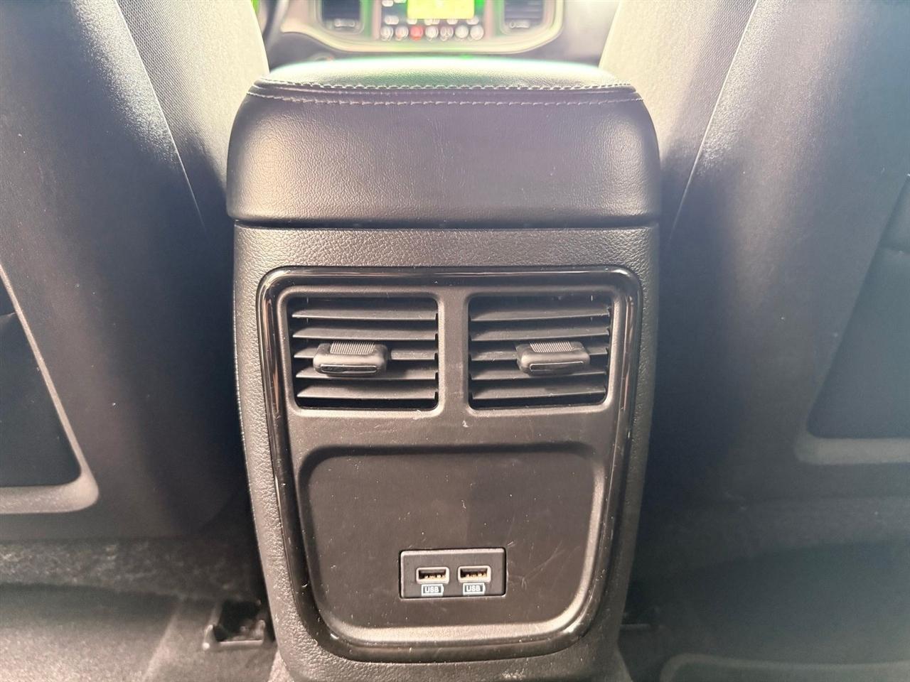 Dodge Charger  2019