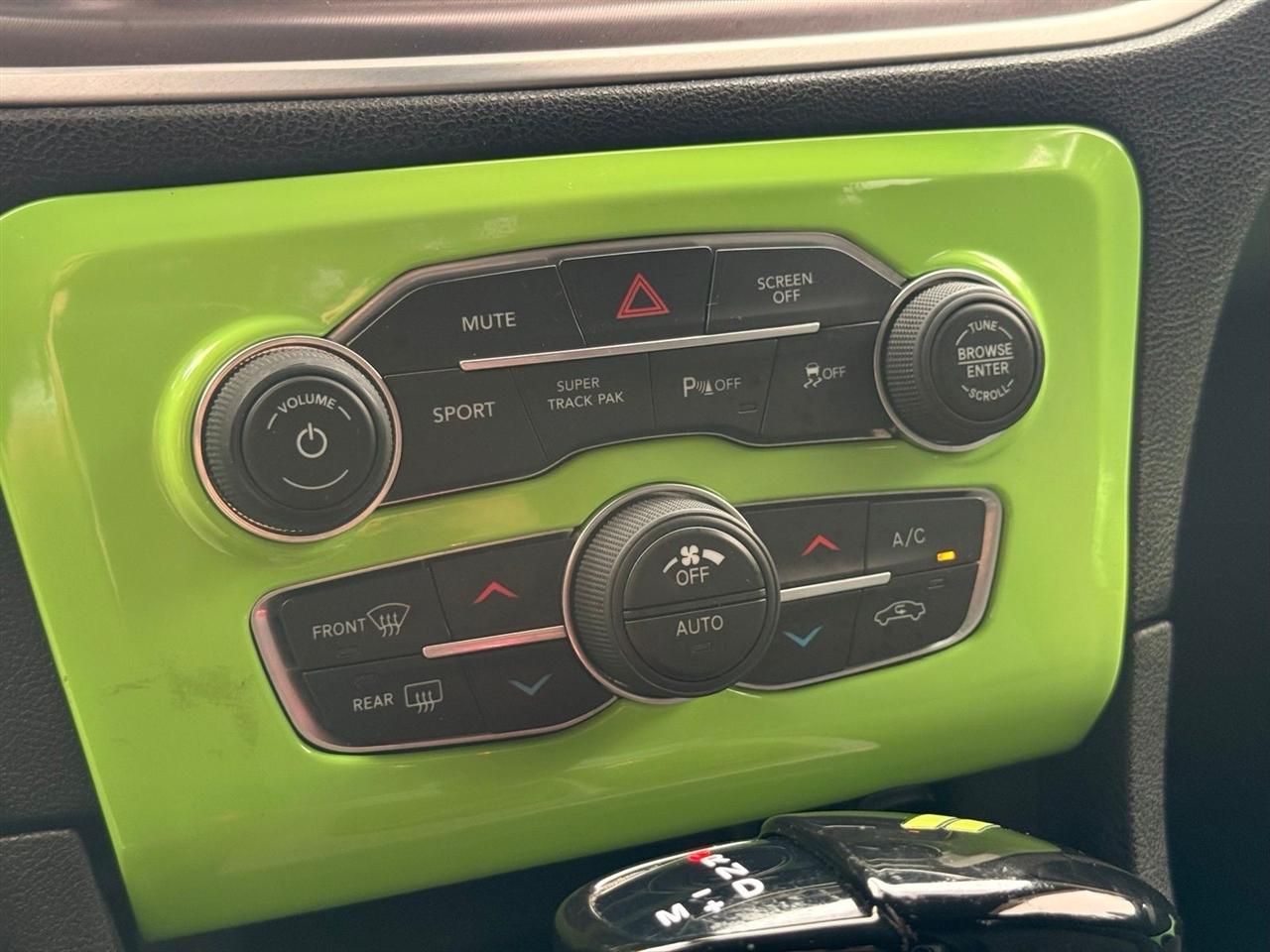 Dodge Charger  2019