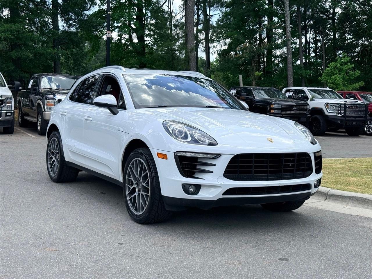 Porsche Macan  2017