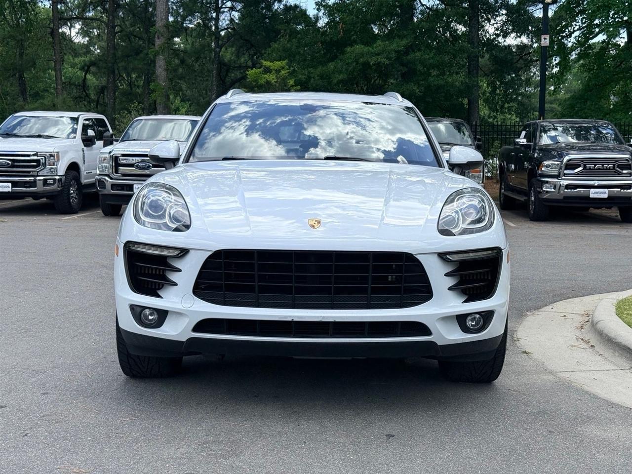 Porsche Macan  2017