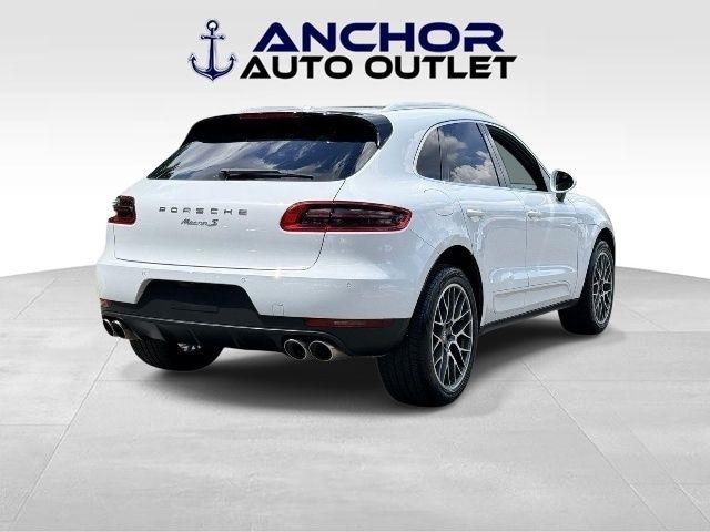Porsche Macan  2017
