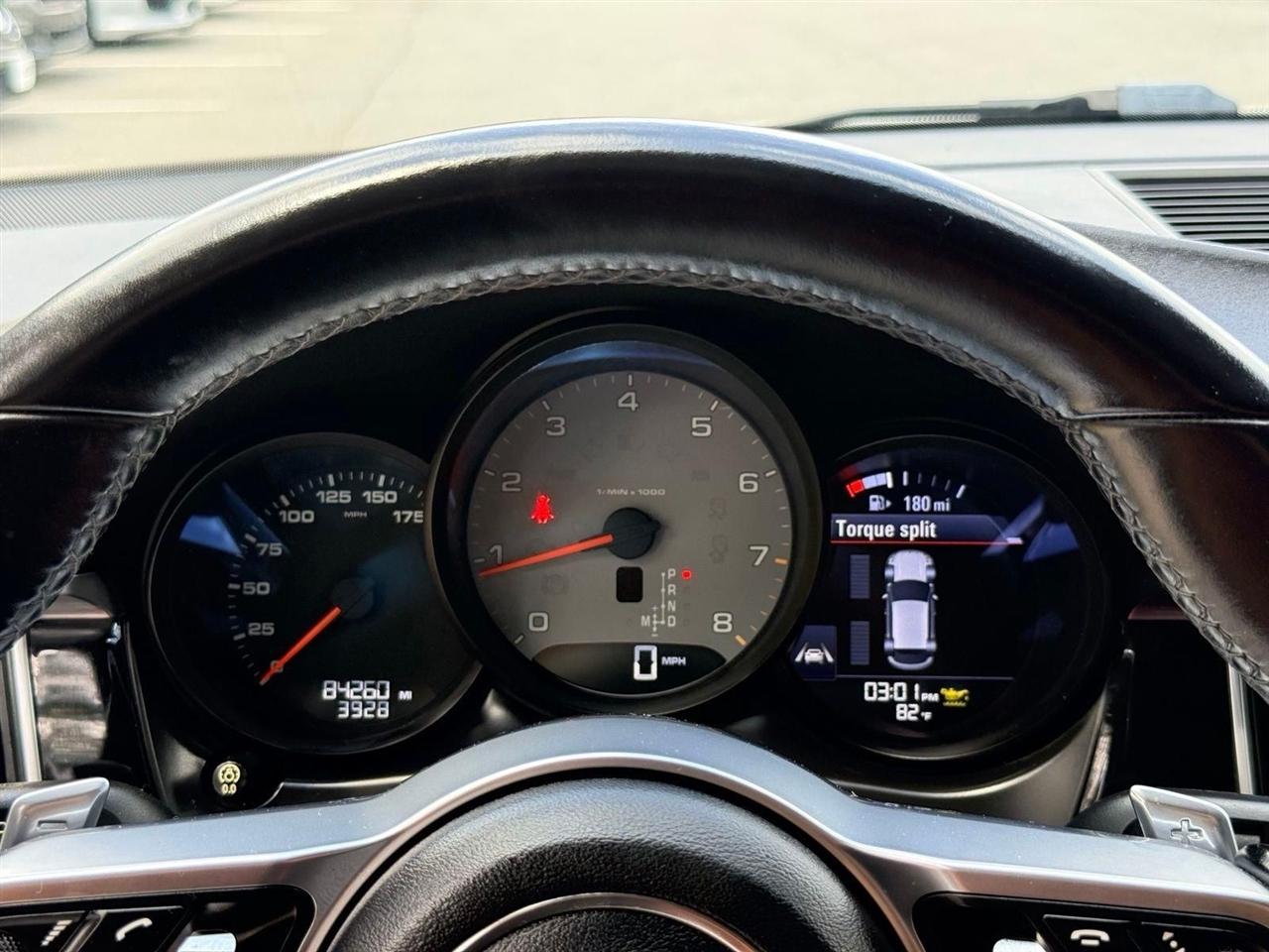Porsche Macan  2017