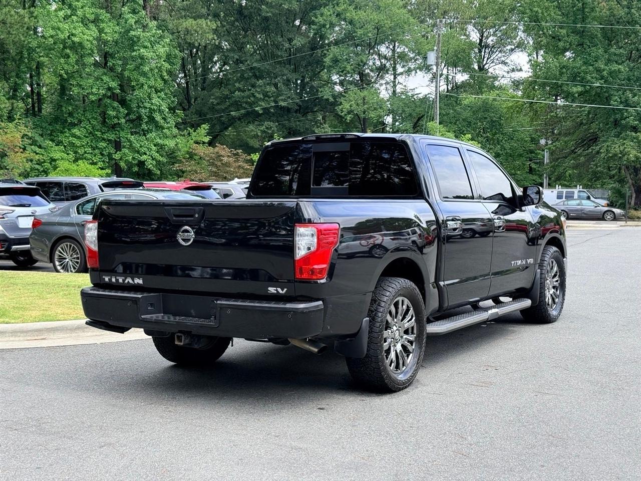 Nissan Titan  2019