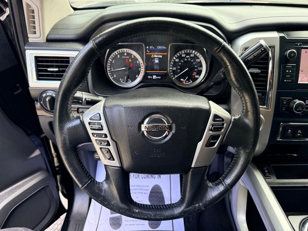Nissan Titan  2019