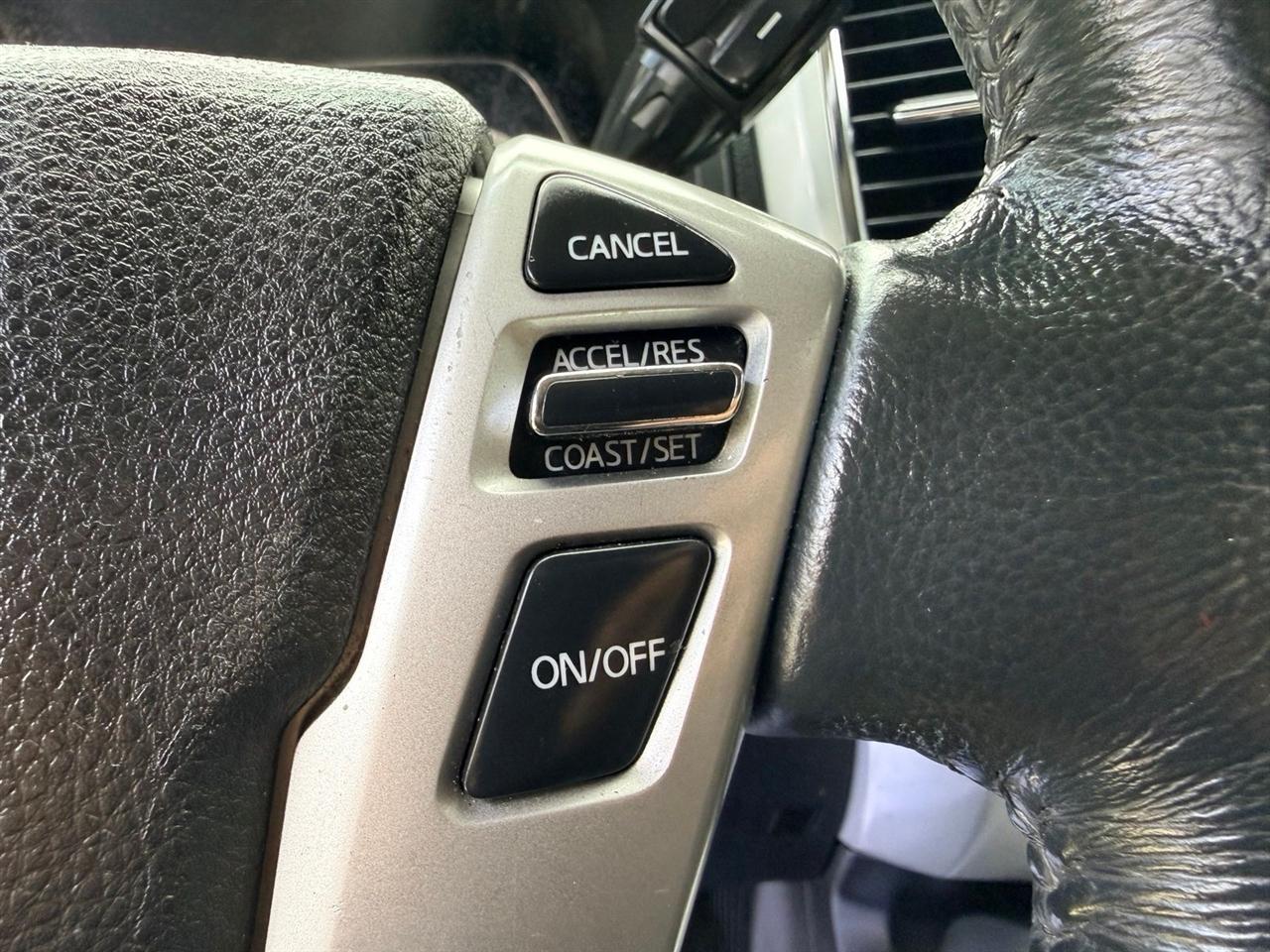 Nissan Titan  2019