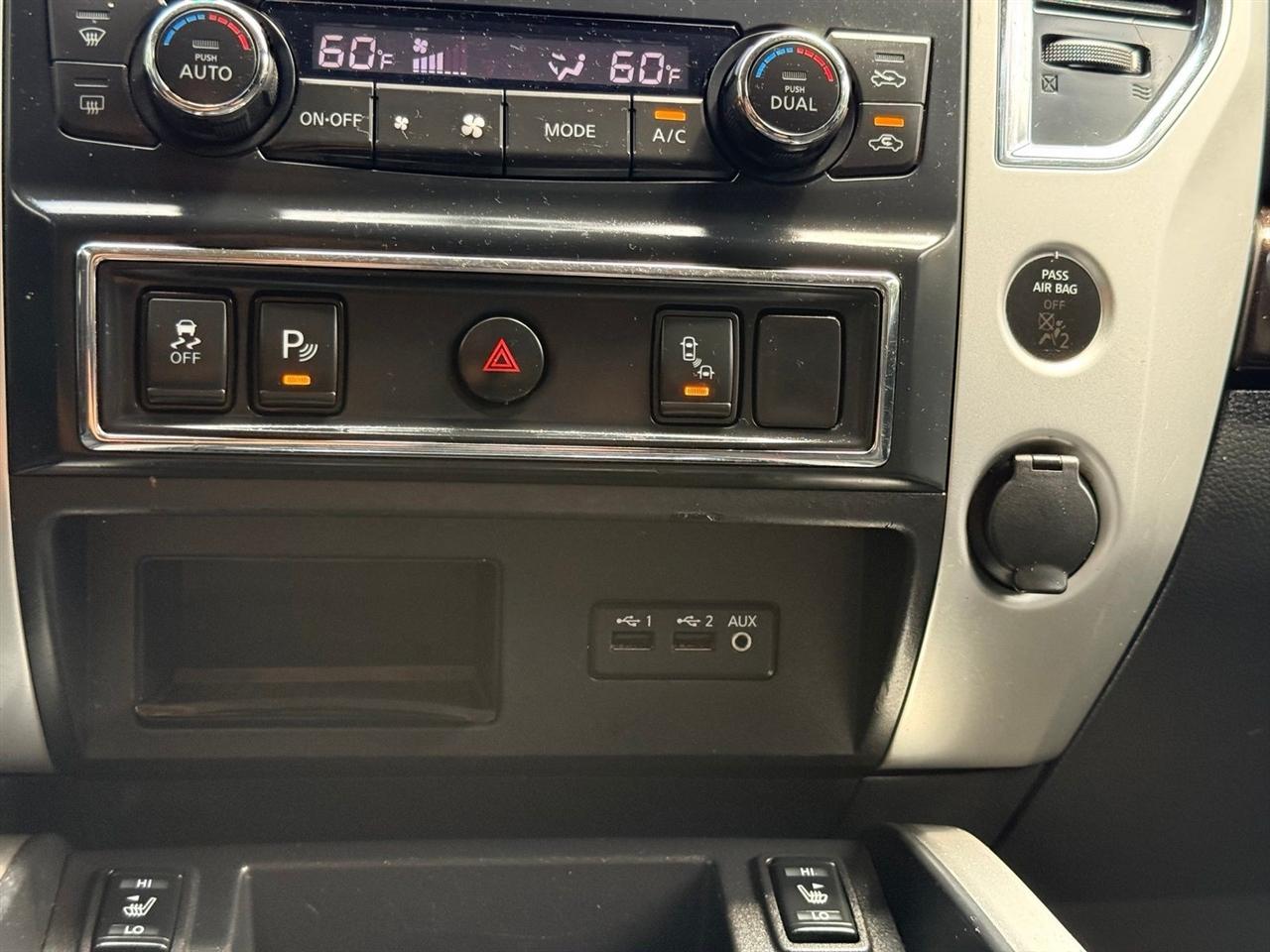 Nissan Titan  2019