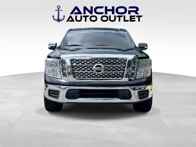 Nissan Titan  2019