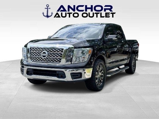 Nissan Titan  2019
