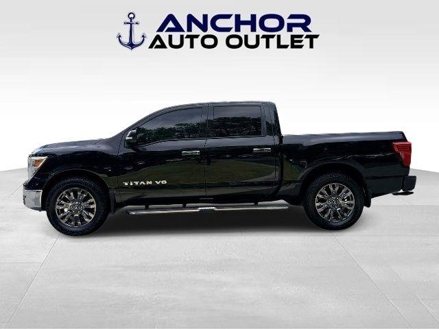 Nissan Titan  2019