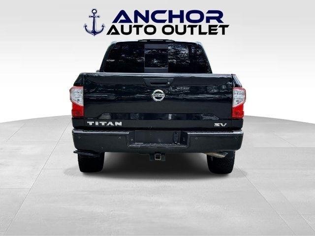 Nissan Titan  2019