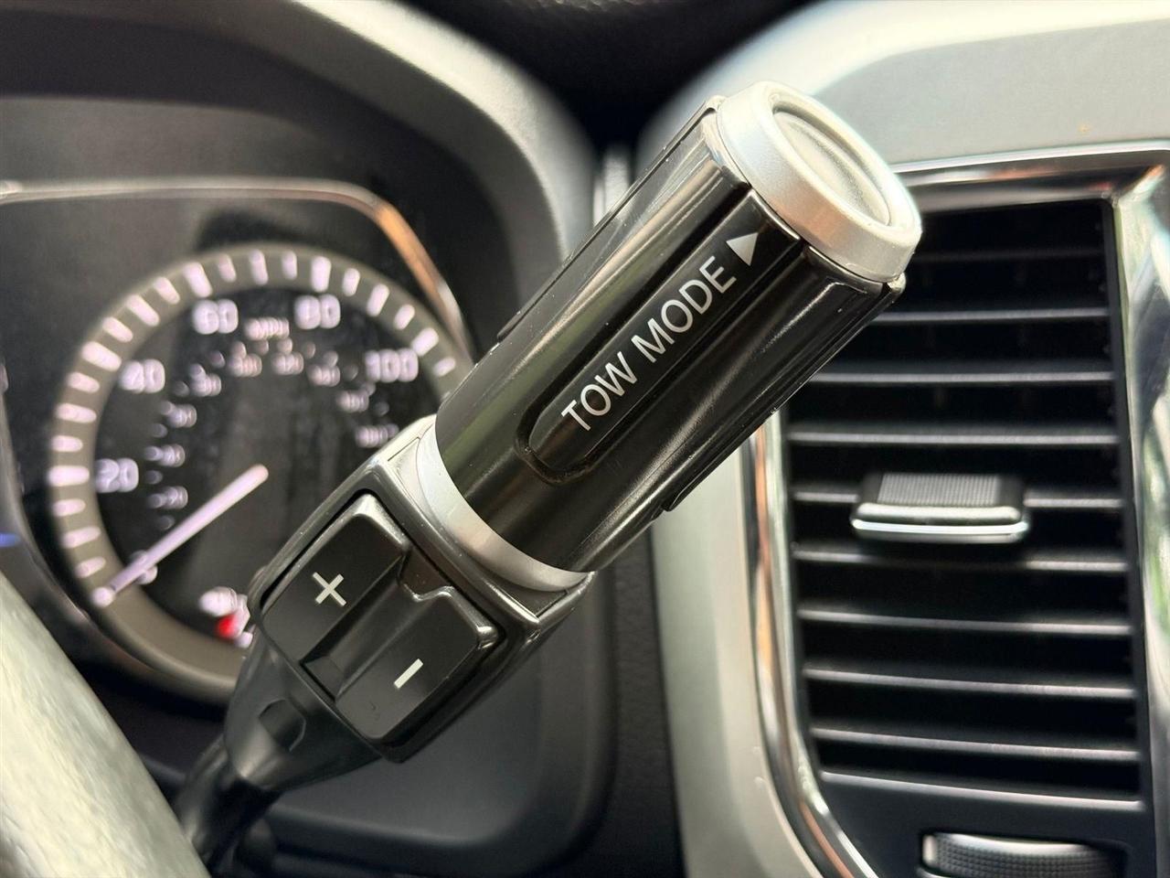 Nissan Titan  2019